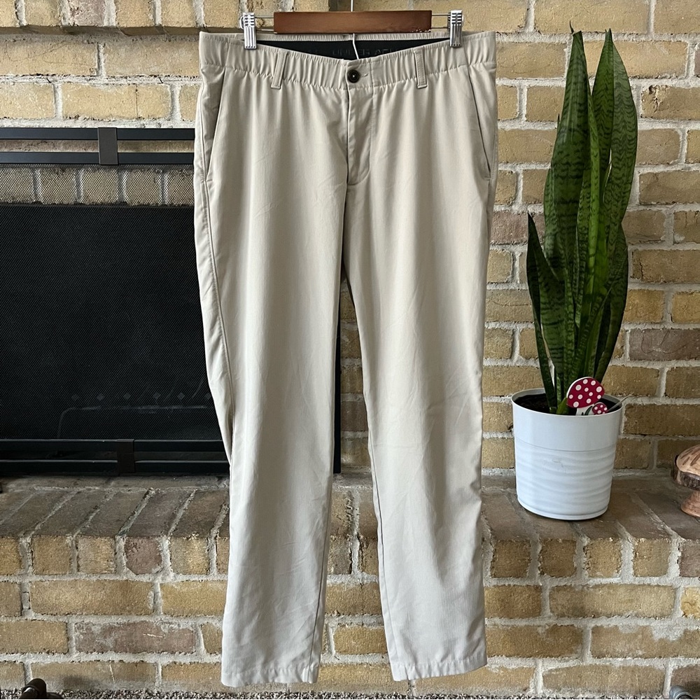 Under Armour Mens The Showdown Golf Stretch Pants Beige Size 36x32